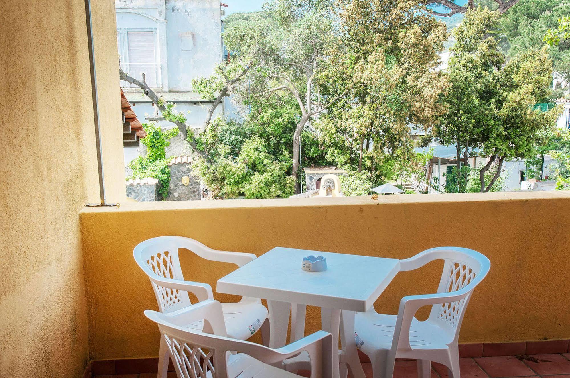 Hotel Annabelle Ischia Exterior foto